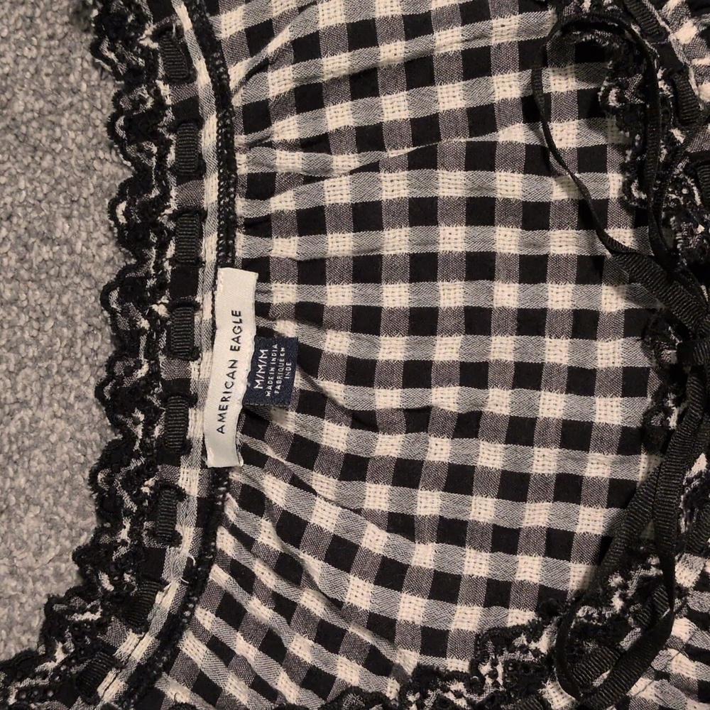 American Eagle Gingham Top Size Medium - image 3